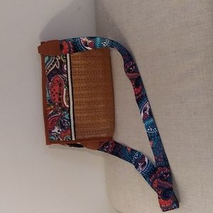 Straw paisley crossbody